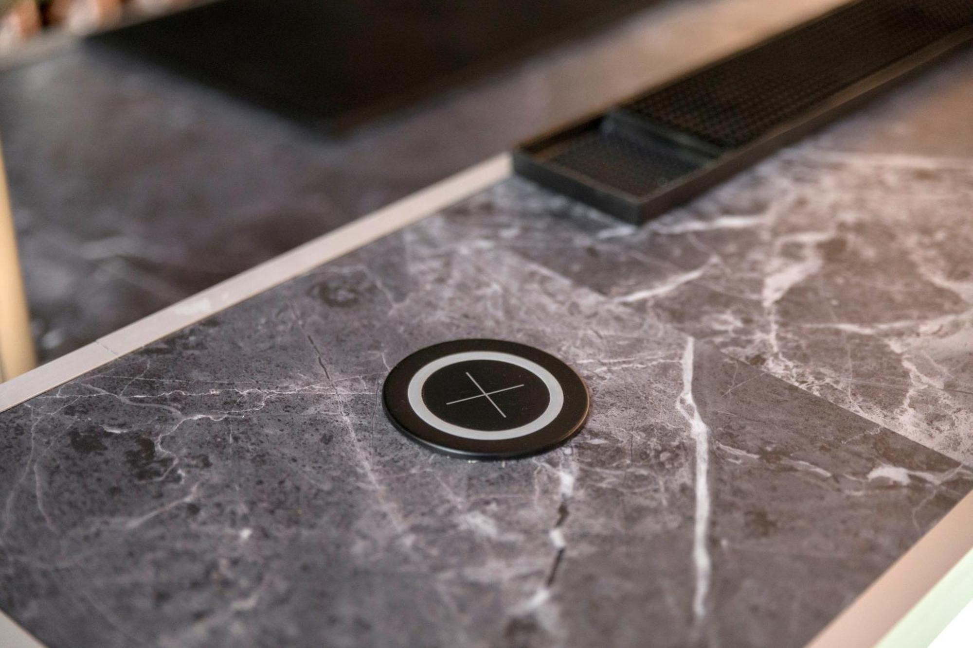Luxe & Central Haven - Jacuzzi, Sauna, Steam, Private Parking Como Buitenkant foto
