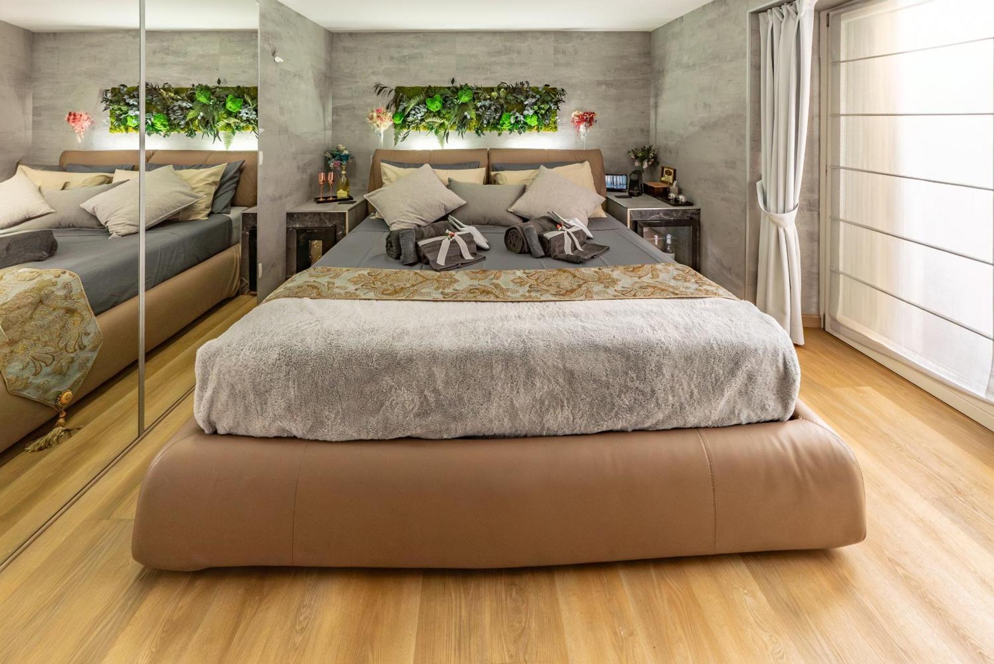 Luxe & Central Haven - Jacuzzi, Sauna, Steam, Private Parking Como Buitenkant foto
